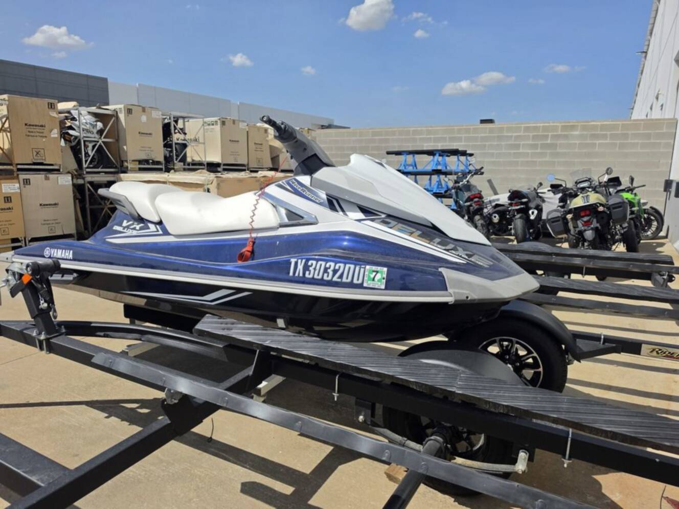 A photo of this 2016 Yamaha VX Deluxe