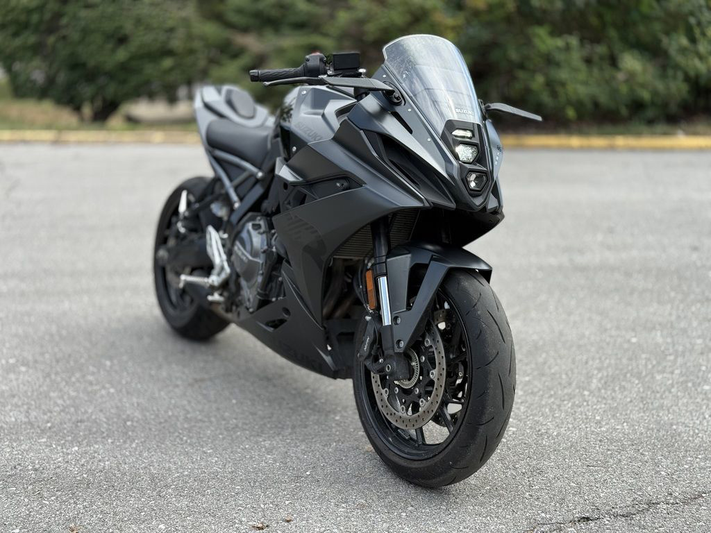 2025 Suzuki GSX 8R 8R in Olathe, KS