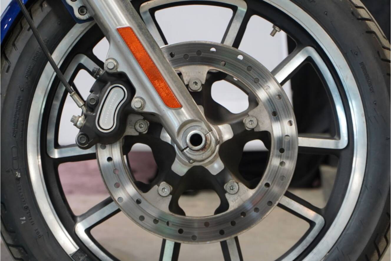 A photo of this 2016 Harley-Davidson® FXDL - Dyna® Low Rider®
