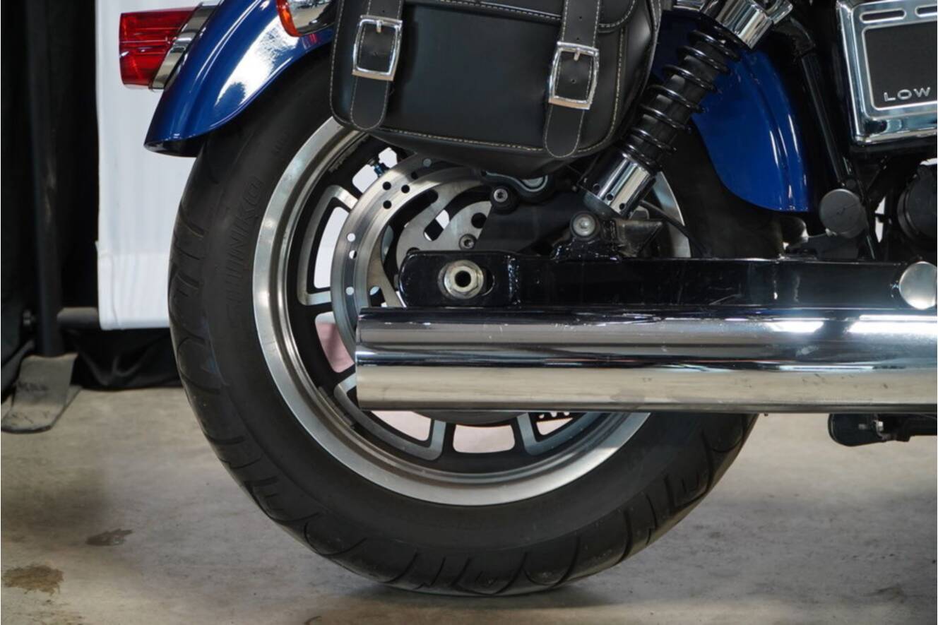 A photo of this 2016 Harley-Davidson® FXDL - Dyna® Low Rider®