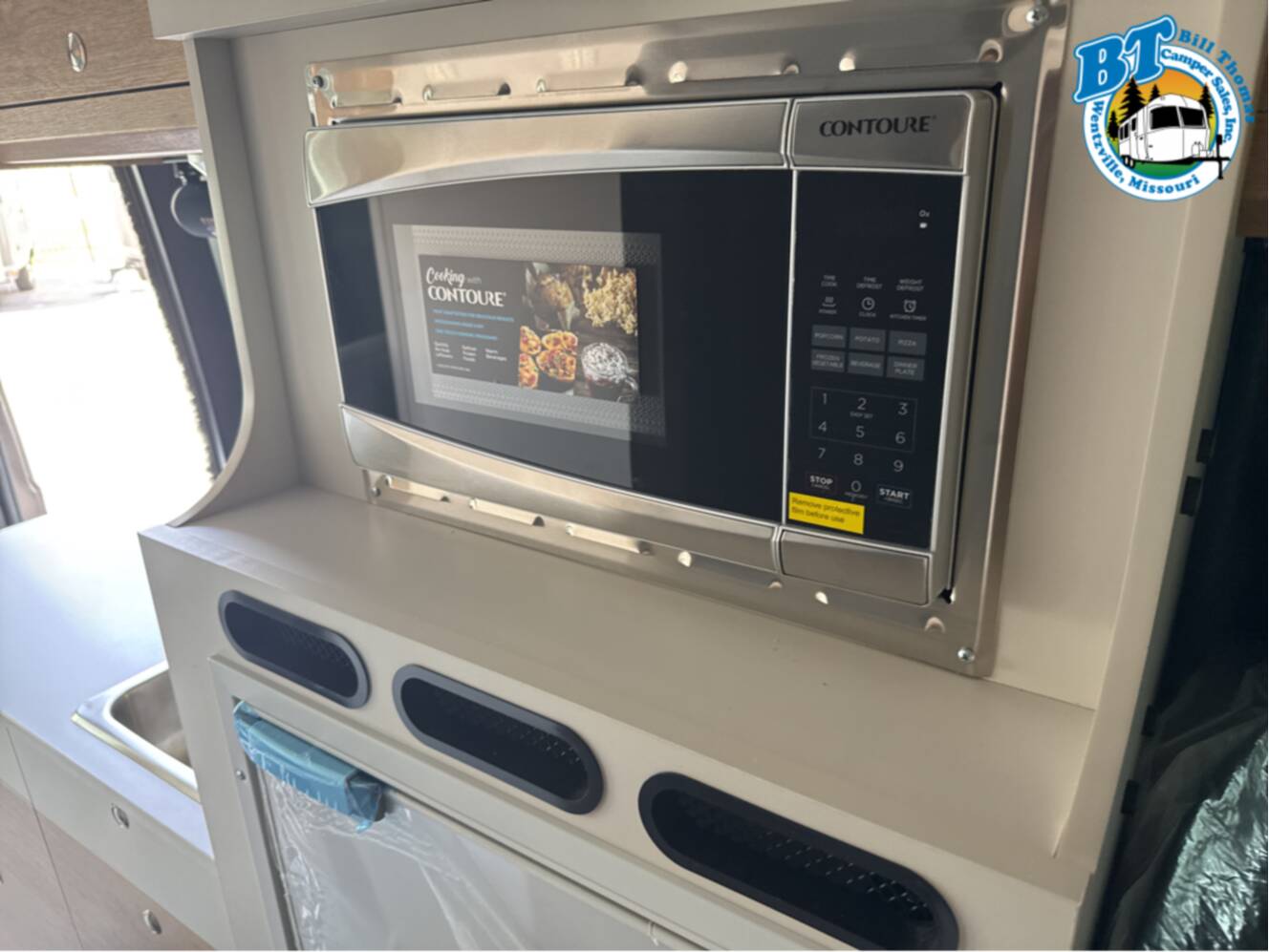 A photo of this 2027 Airstream RANGELINE 21PS