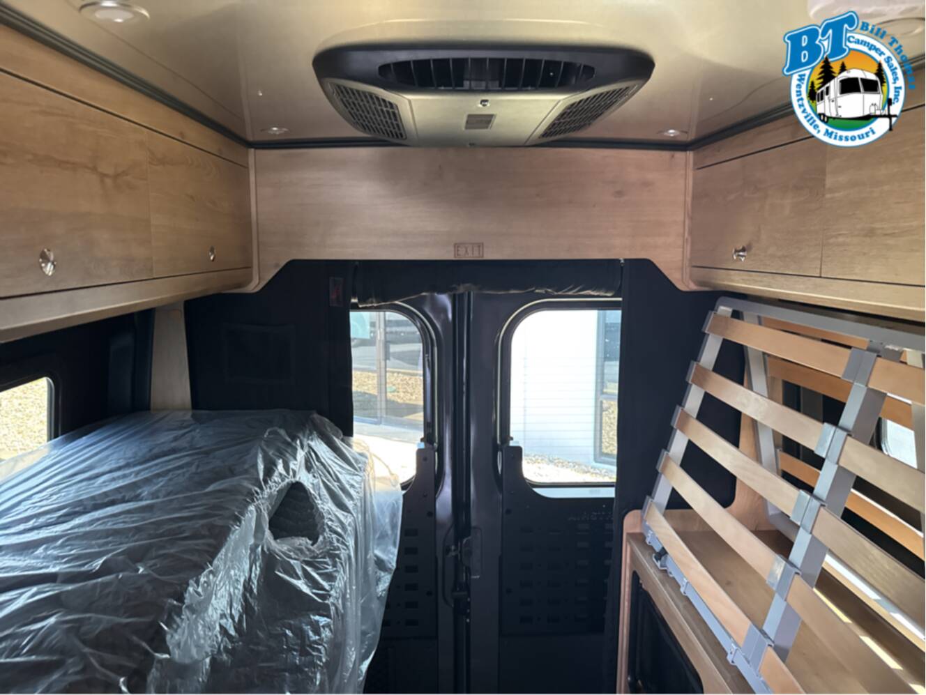 A photo of this 2027 Airstream RANGELINE 21PS