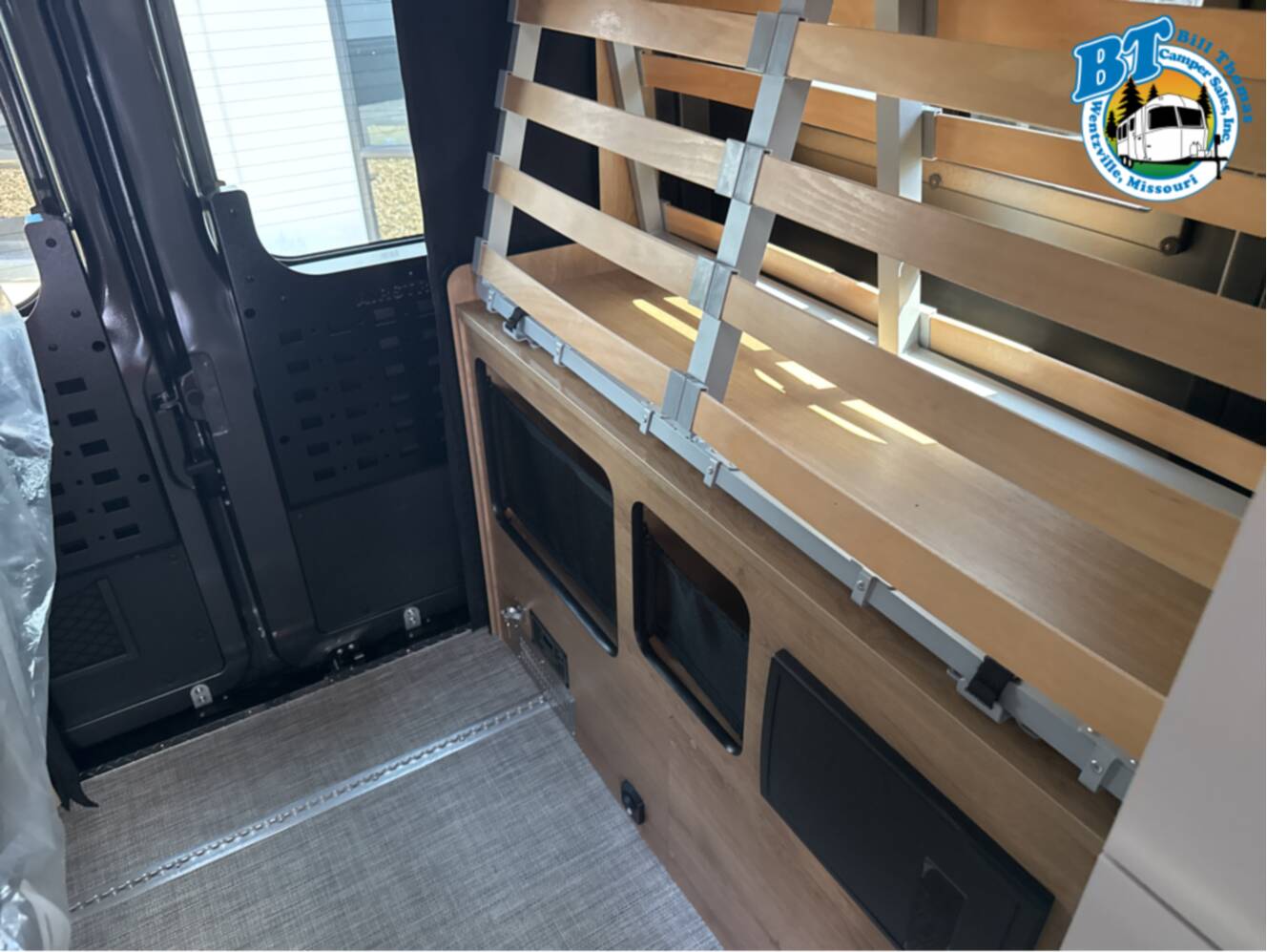 A photo of this 2027 Airstream RANGELINE 21PS