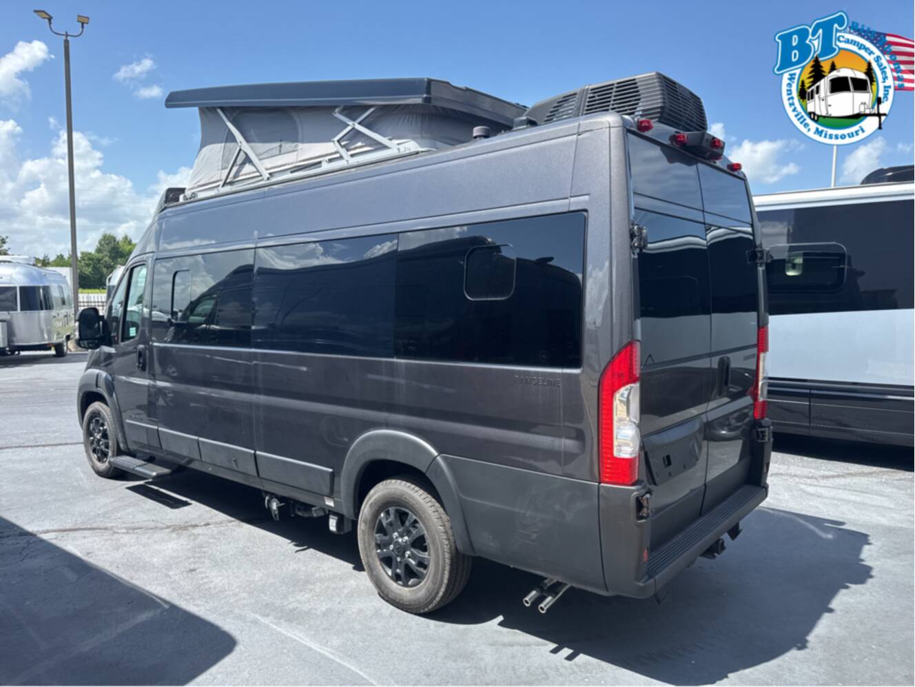 A photo of this 2027 Airstream RANGELINE 21PS