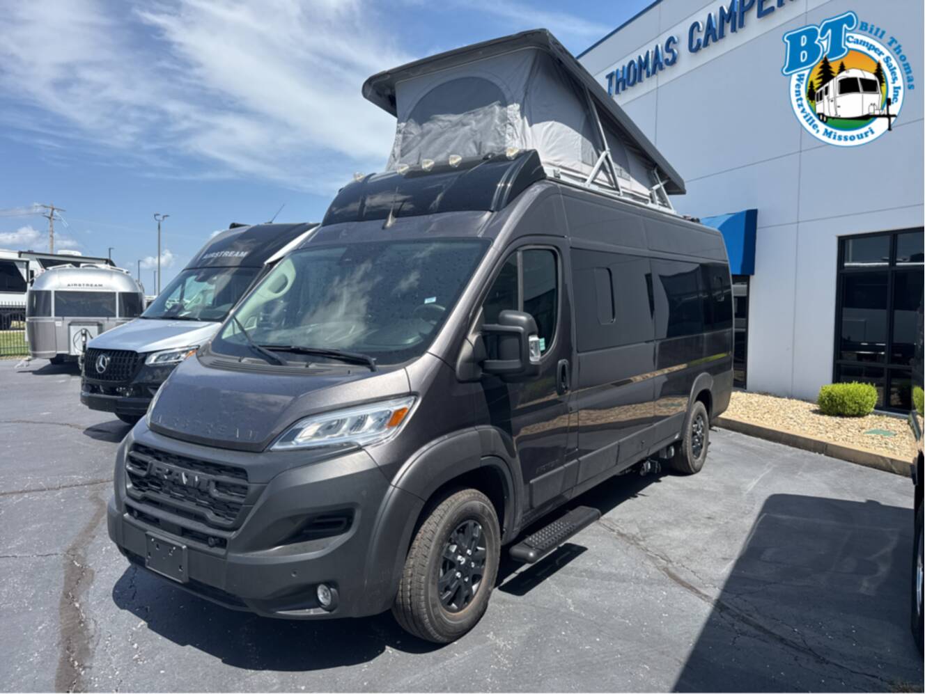 A photo of this 2027 Airstream RANGELINE 21PS