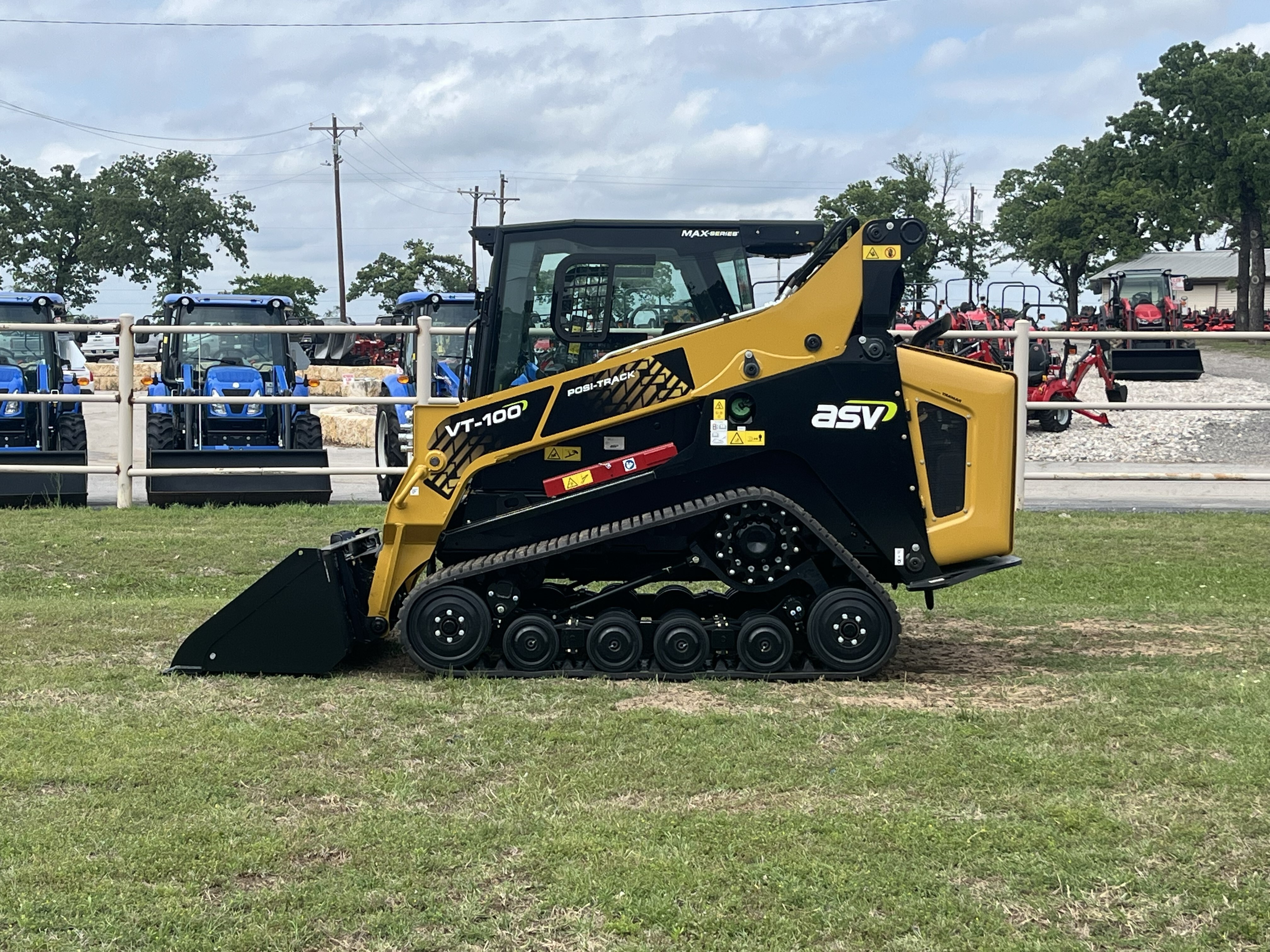 2026 ASV VT100 TRACK LOADER W/ 78" BUCKET in Weatherford, TX
