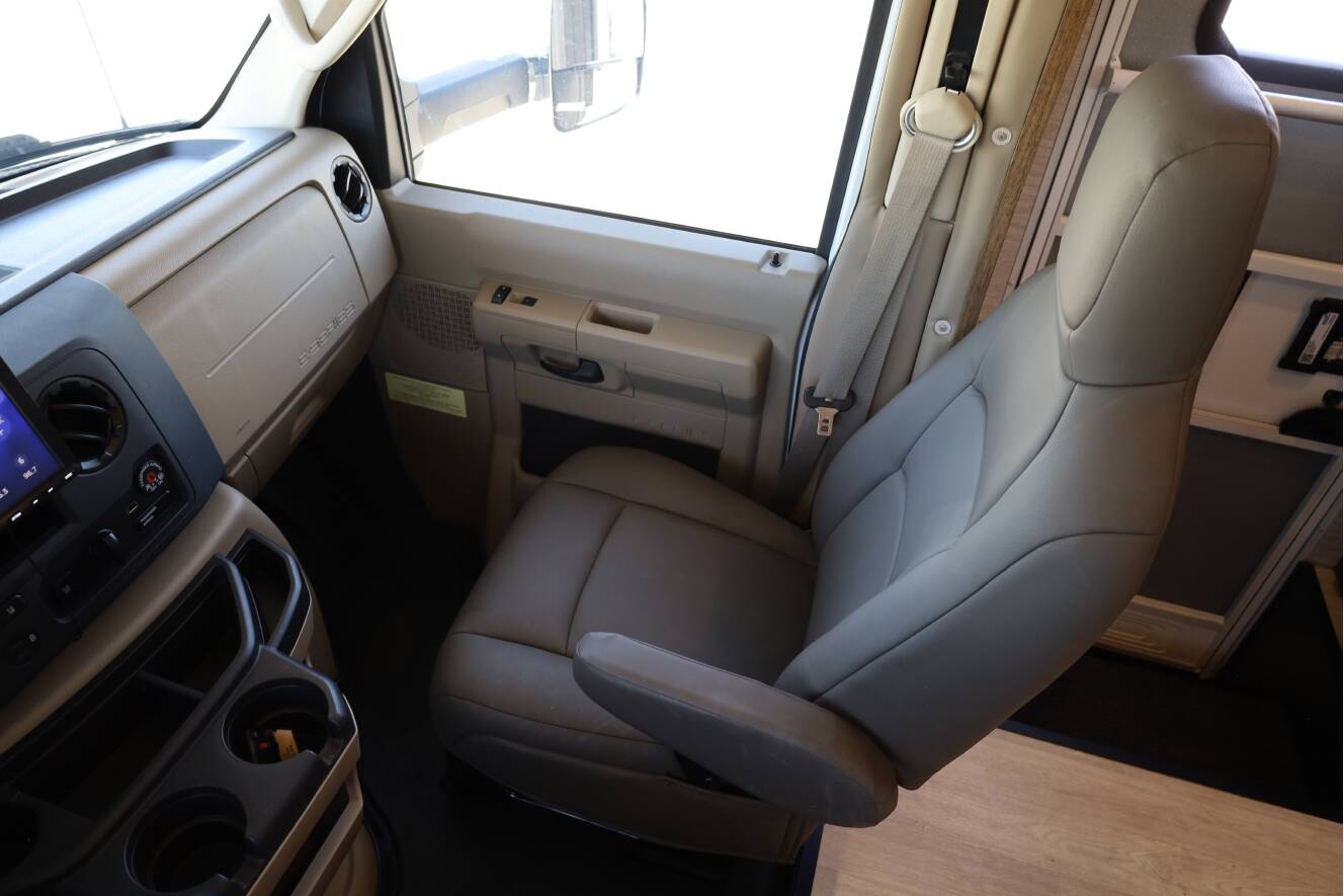 A photo of this 2022 Winnebago Minnie Winnie 31K