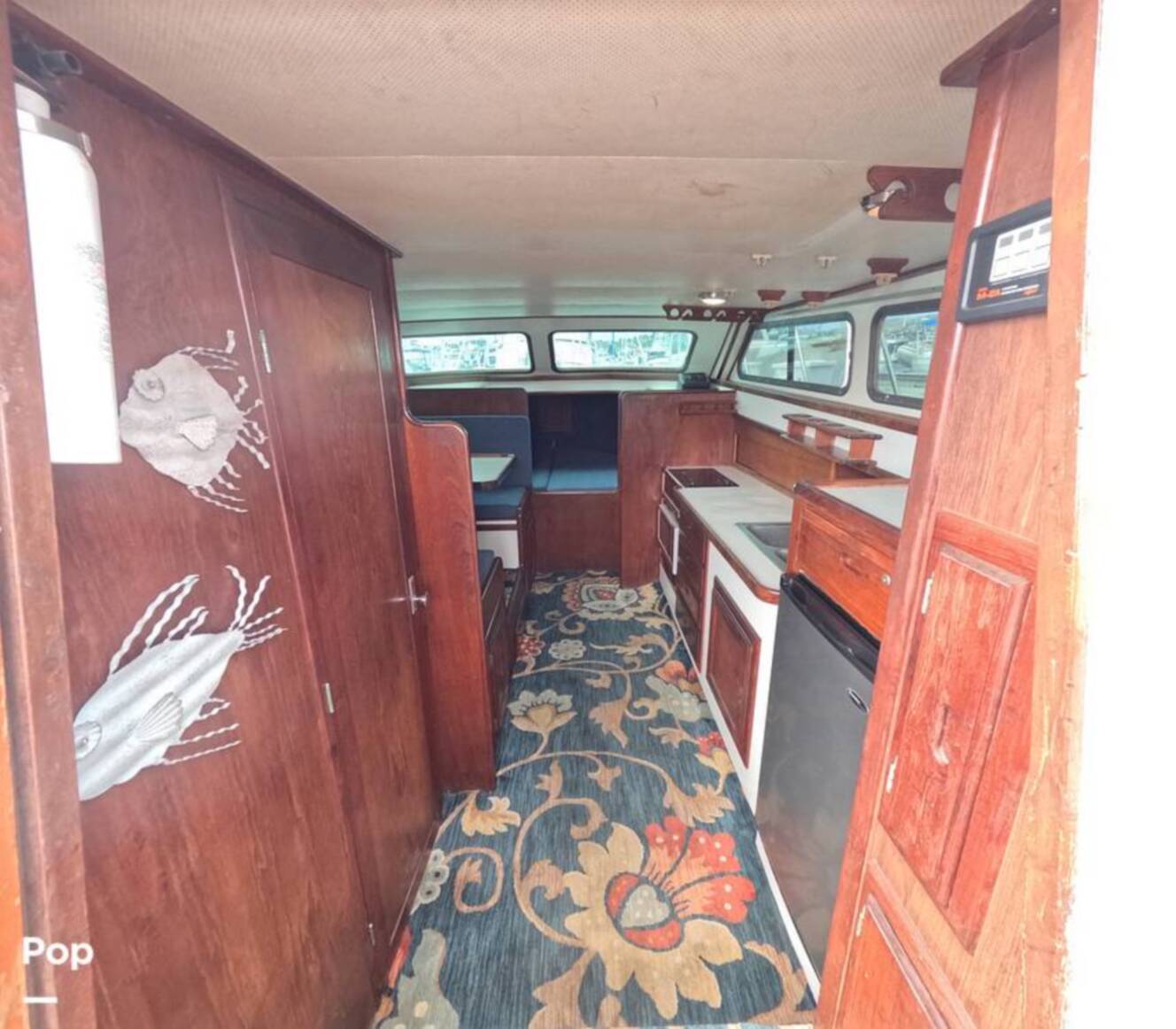 A photo of this 1976 Jeffries 32 FB Sedan