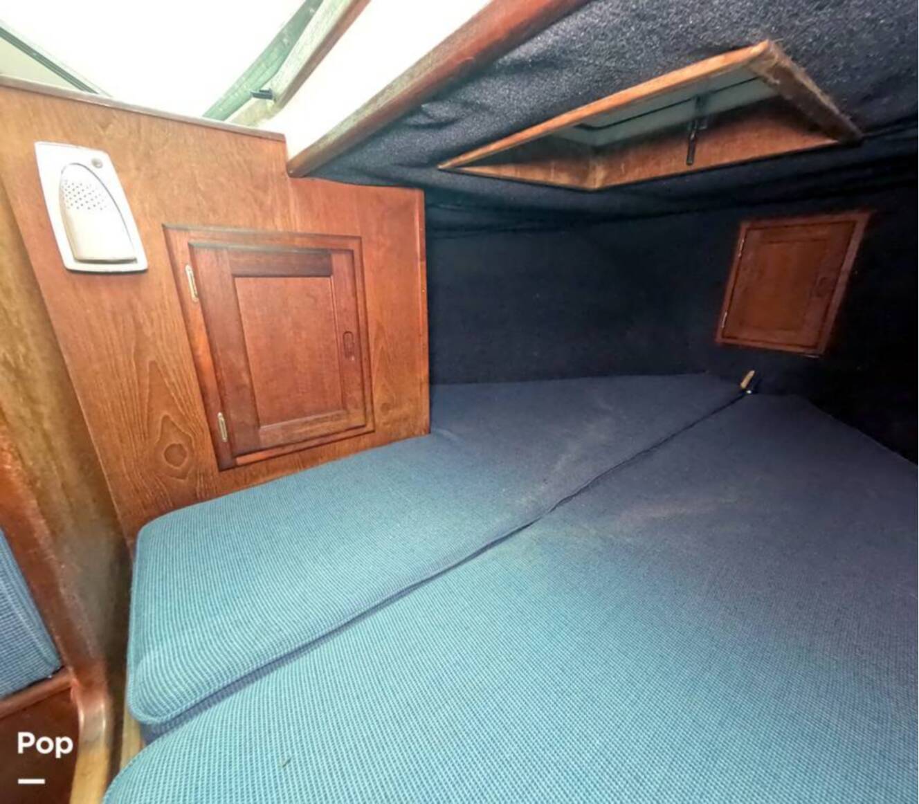 A photo of this 1976 Jeffries 32 FB Sedan