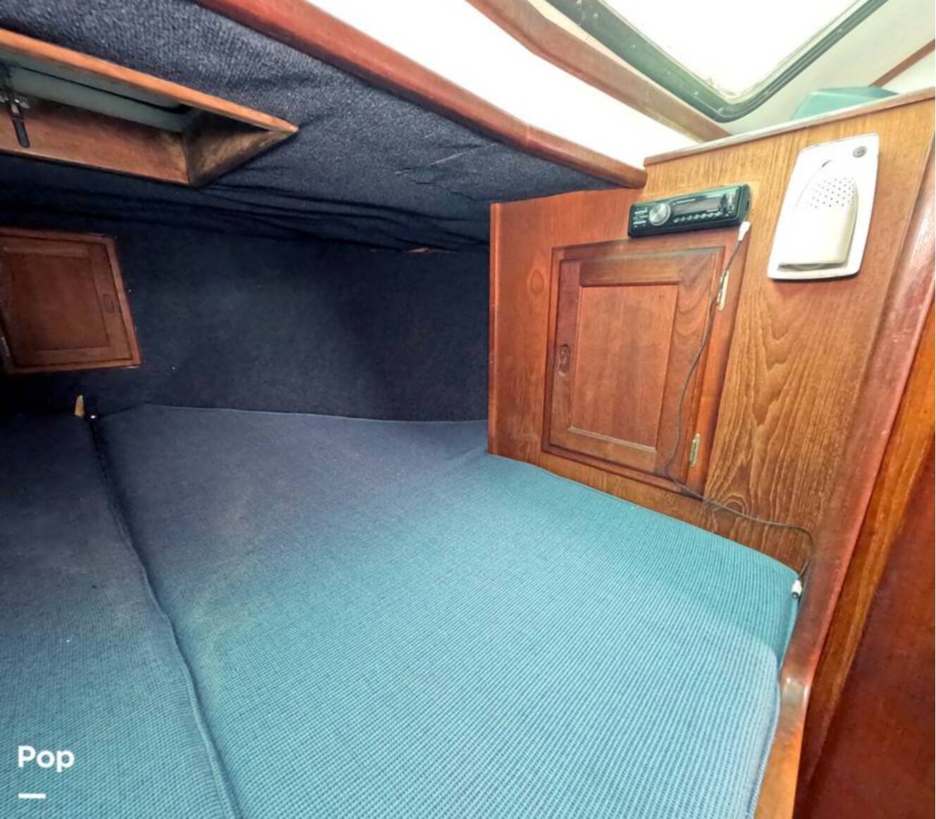 A photo of this 1976 Jeffries 32 FB Sedan
