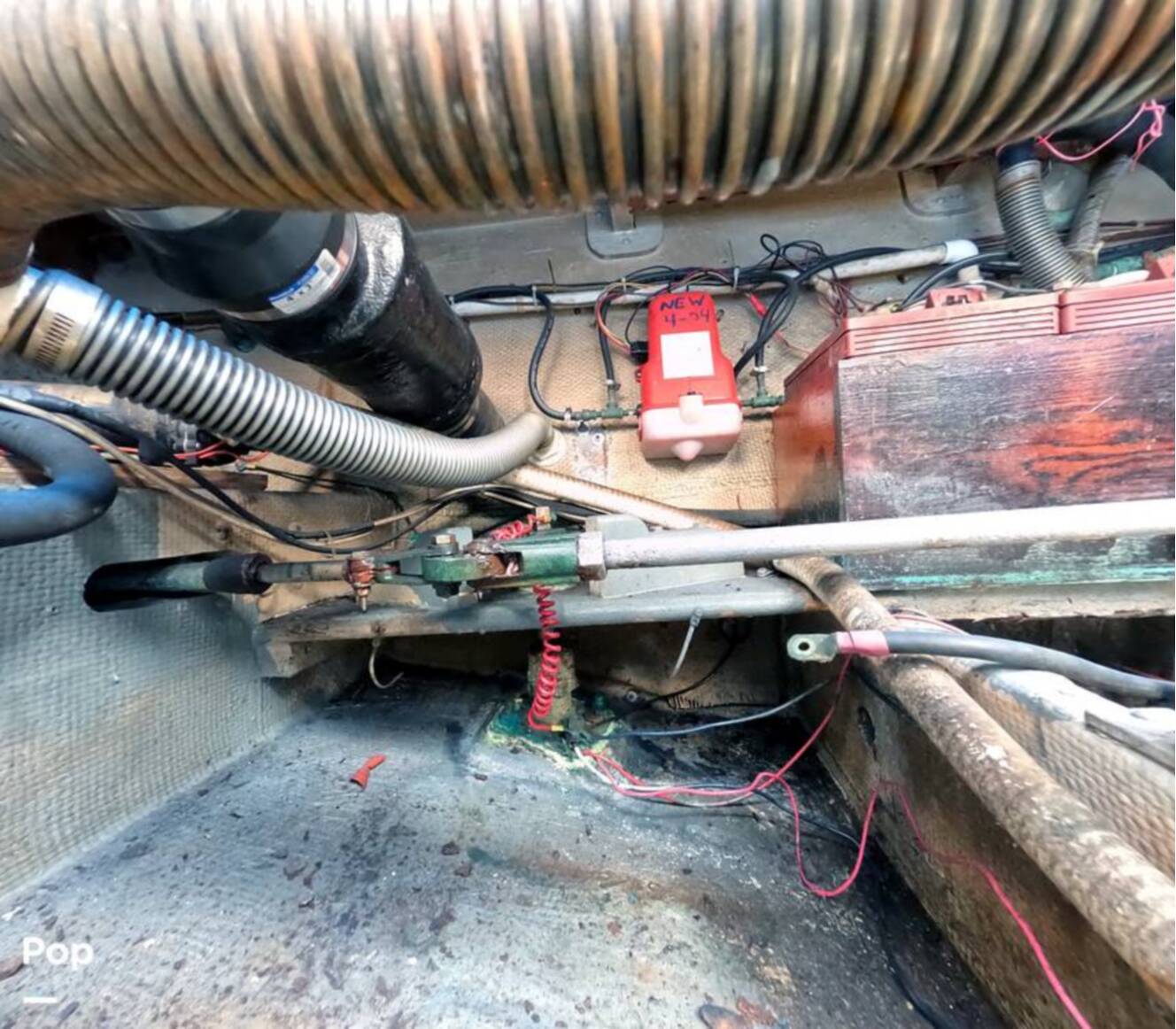 A photo of this 1976 Jeffries 32 FB Sedan