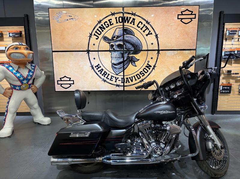 2014 Harley-Davidson STREET GLIDE SPECIAL SPECIAL in Coralville, IA