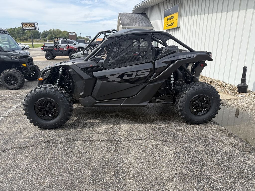 2027 Can-Am Maverick X3 X ds with Smart-Shox UTV/Utility ATV