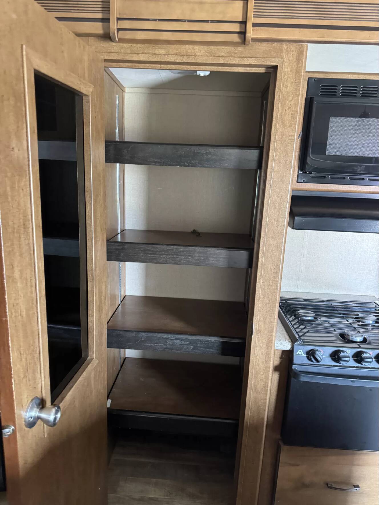 A photo of this 2015 Grand Design Reflection 337RLS