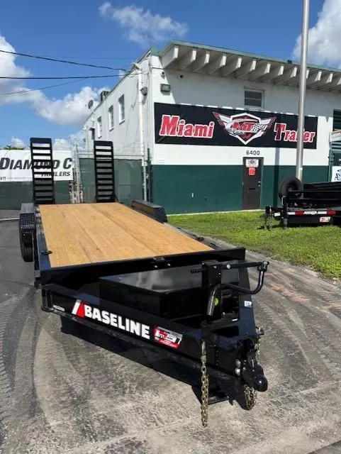 2026 DIAMOND C 8 Ton Equipment Trailer in Miami, FL