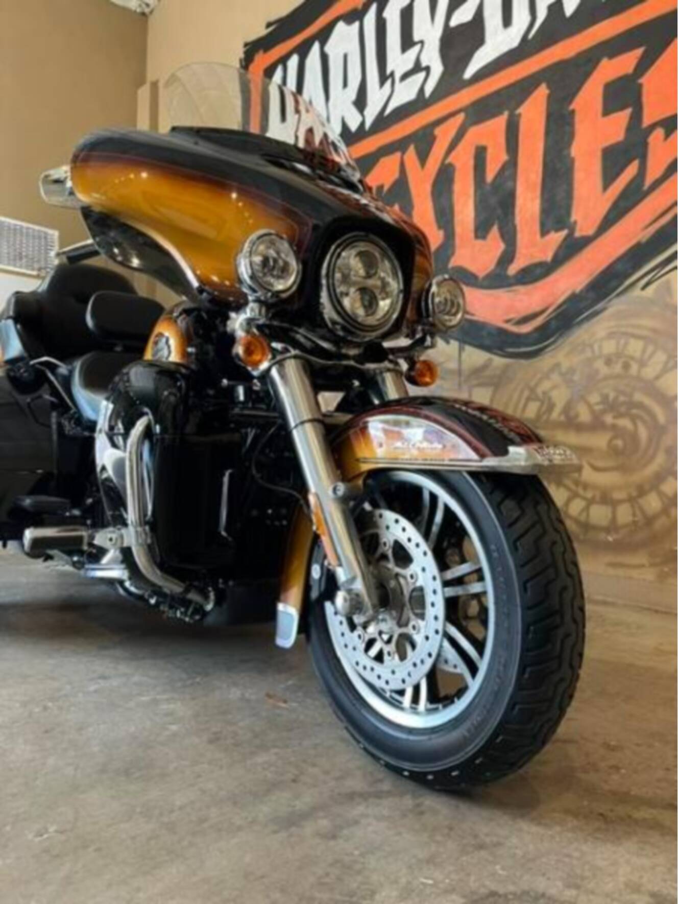 A photo of this 2024 Harley-Davidson TRI GLIDE ULTRA