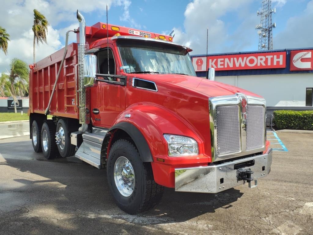 2025 KENWORTH T880 in Landover, MD