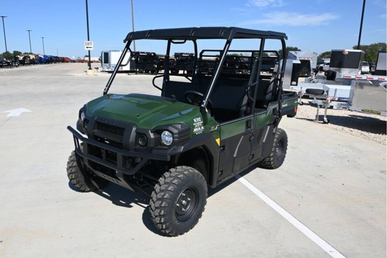 A photo of this 2026 Kawasaki Mule PRO-FXT  820 EPS