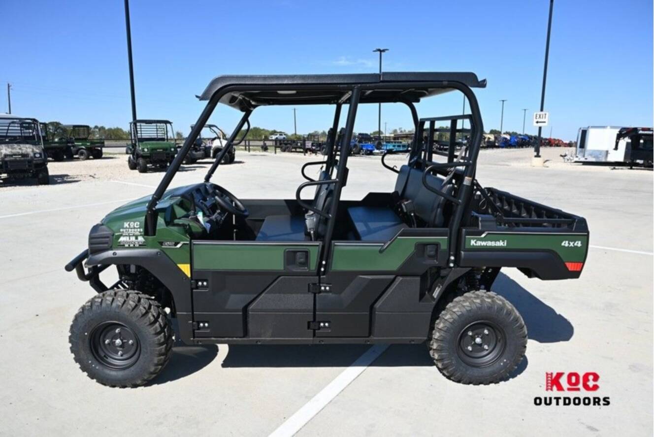 A photo of this 2026 Kawasaki Mule PRO-FXT  820 EPS