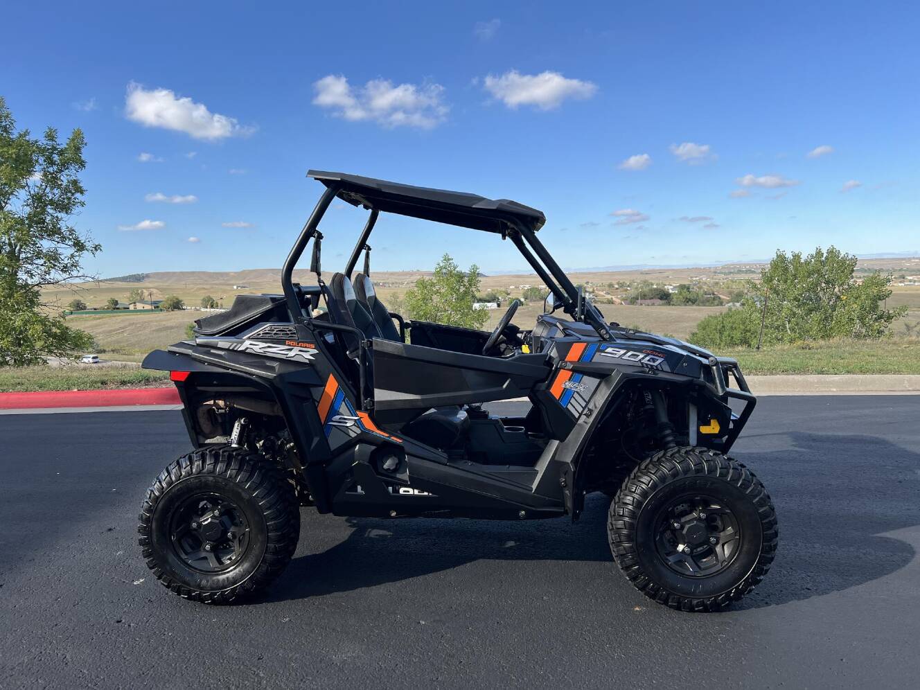 A photo of this 2015 Polaris RZR S 900 EPS