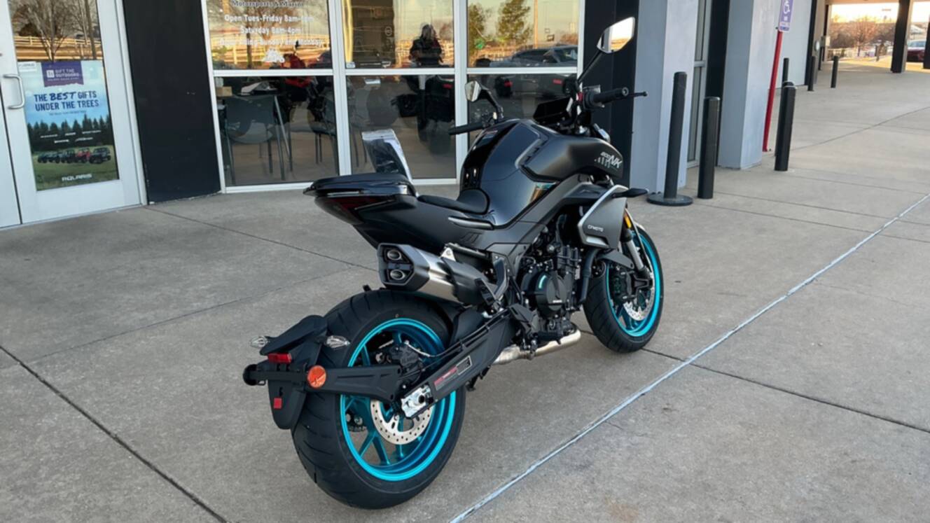 A photo of this 2026 CFMOTO NK 800