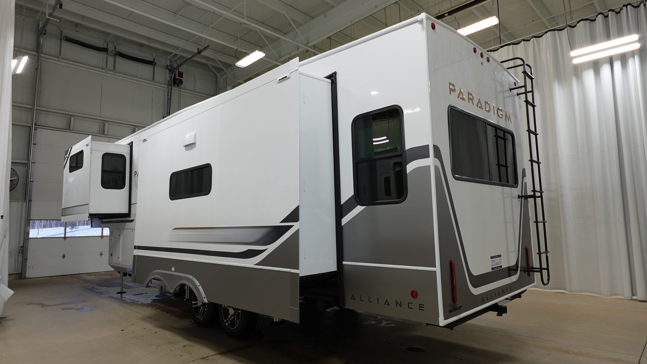 2026 Alliance Rv PARADIGM 310RL in brownstown MI