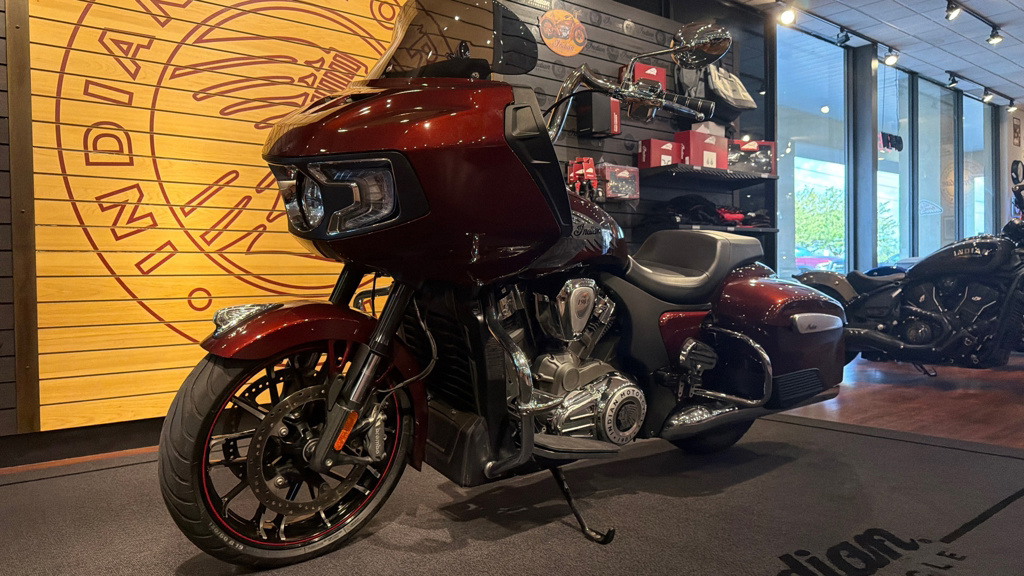 2022 Indian CHALLENGER LIMITED, MAROON METALLIC, 49ST Limited LIMITED in Murfreesboro, TN