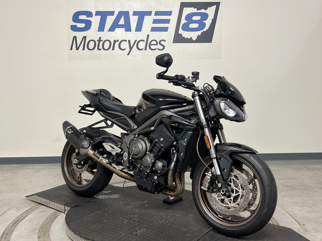 2023 Triumph Street Triple 765 RS RS in Peninsula, OH