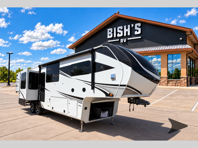 2025 Grand Design Solitude 390RK in tea SD