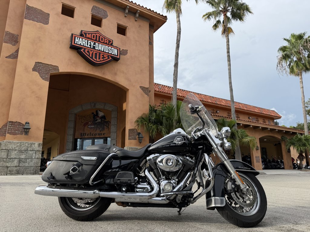 2009 Harley-Davidson ROAD KING CLASSIC CLASSIC in Stuart, FL