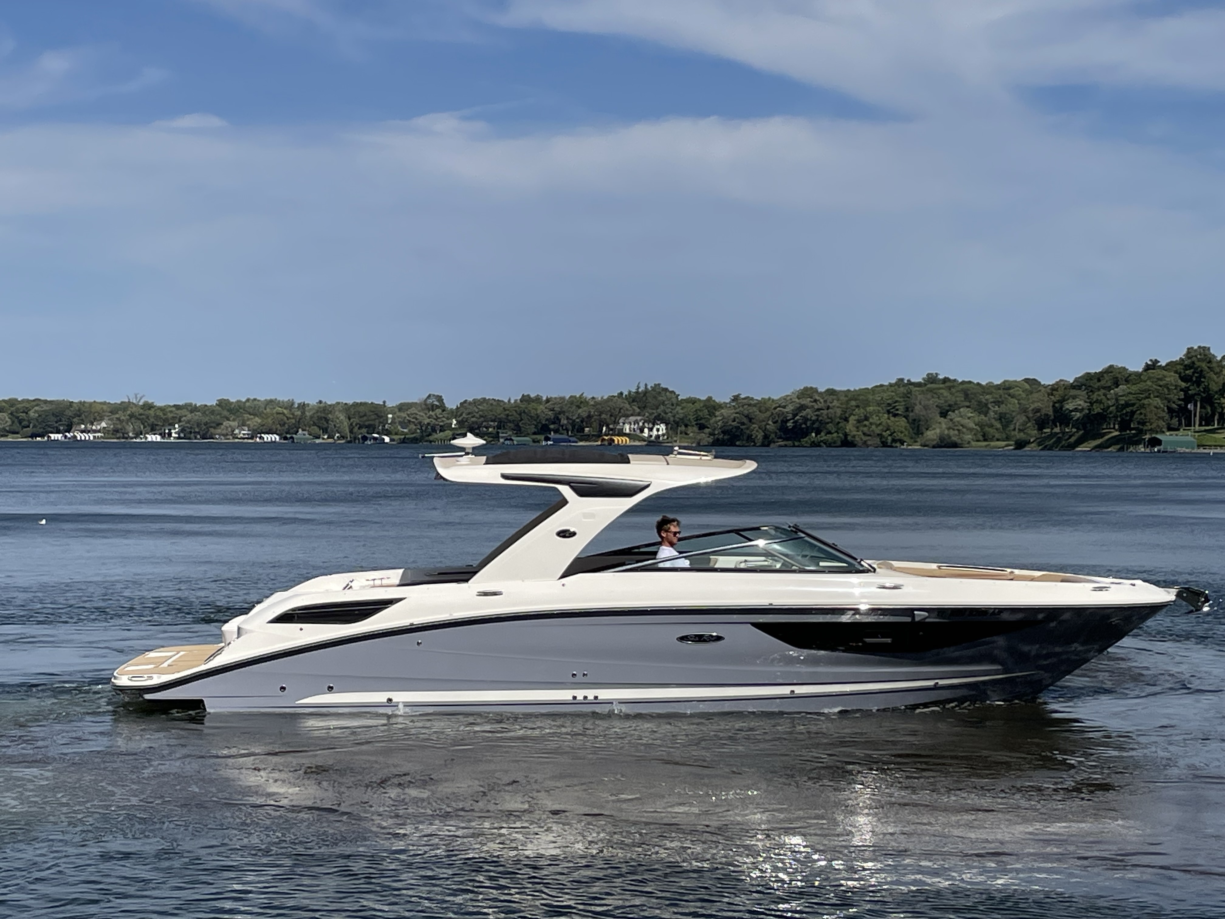 2022 Sea Ray 350 SLX W 230 in excelsior MN