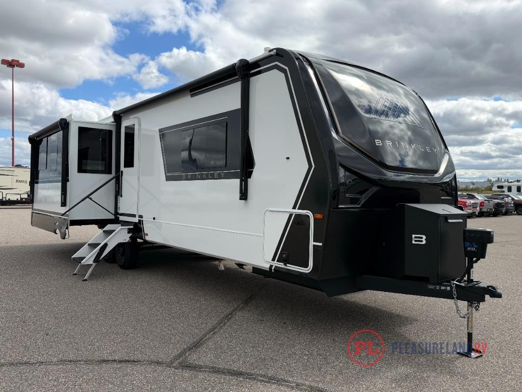 2027 Brinkley Model Z Air 310 in st. cloud MN