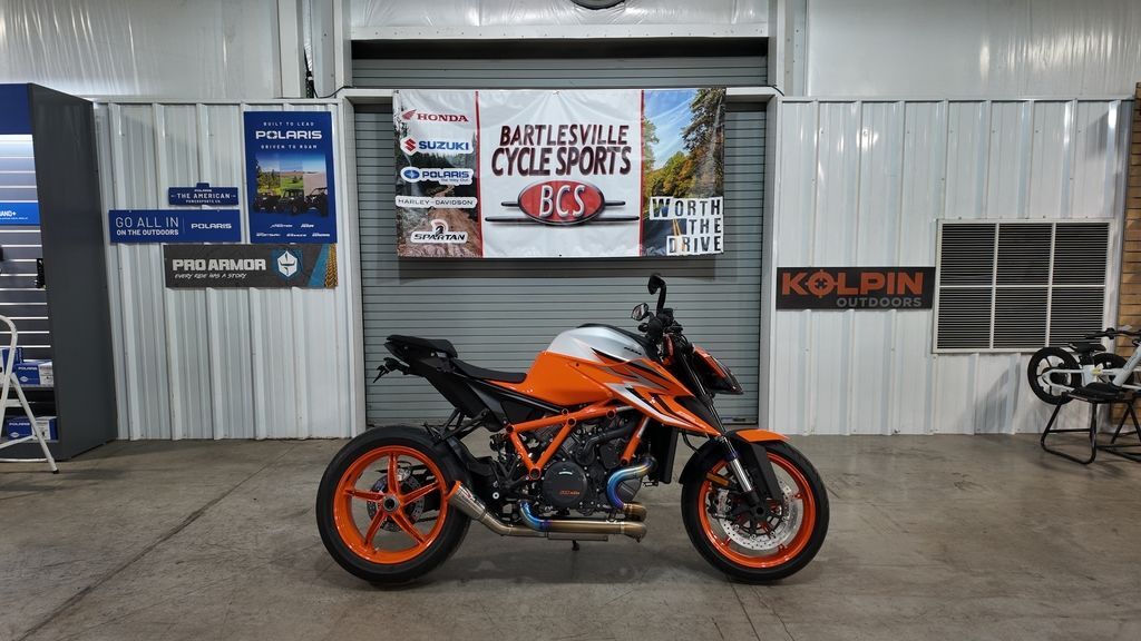 2022 KTM 1290 Super Duke R EVO SUPER DUKE R in Bartlesville, OK