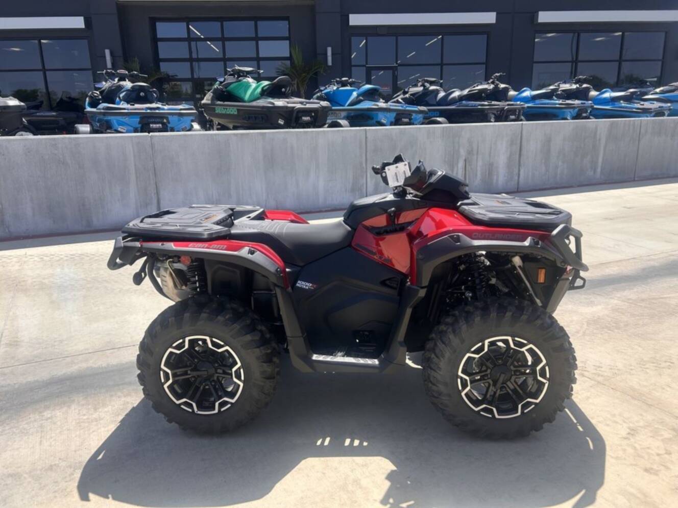A photo of this 2026 Can-Am Outlander XT 1000R