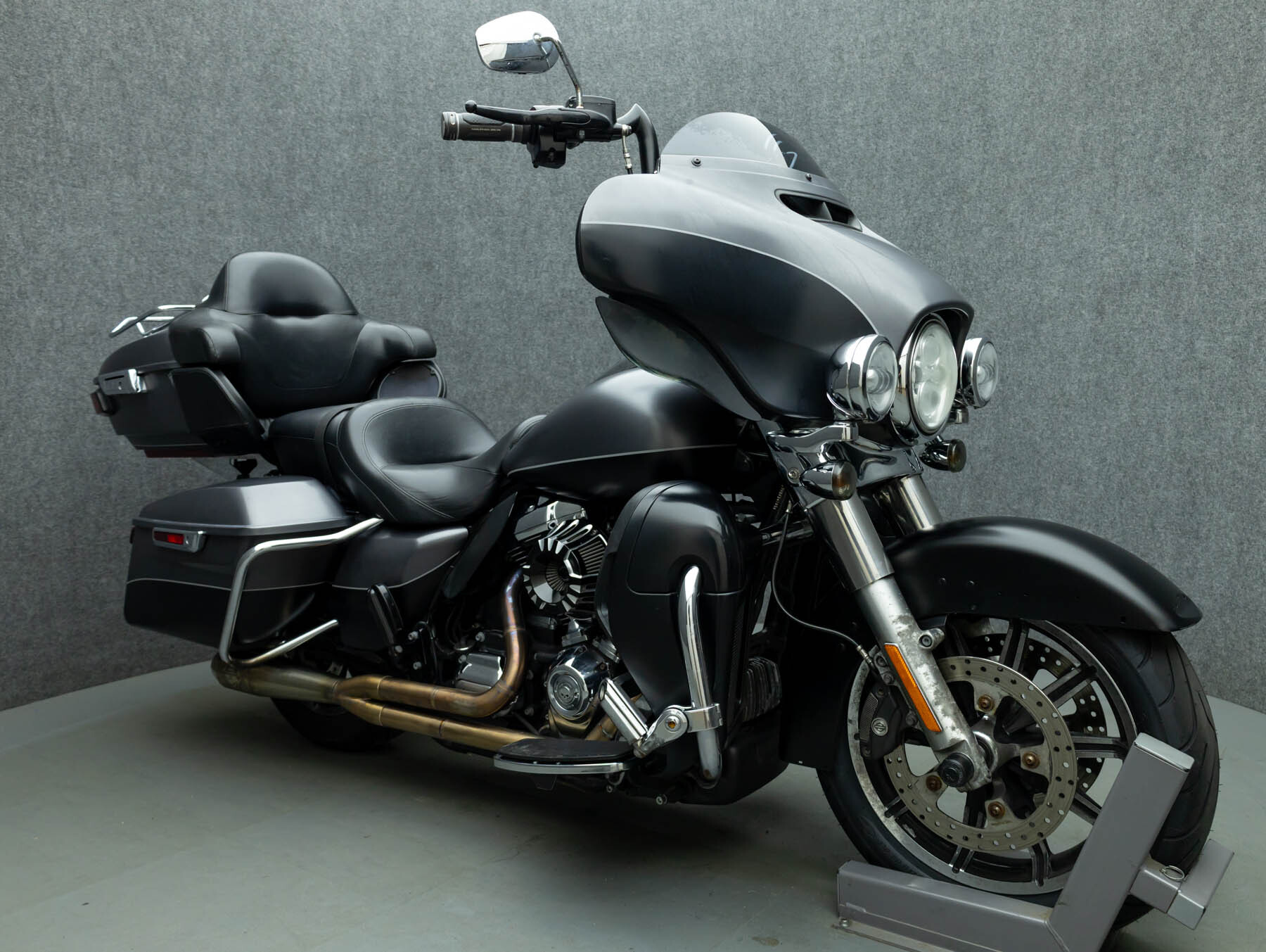 2017 Harley Davidson FLHTKL ULTRA LIMITED LOW W/ABS ULTRA LIMITED LOW in Pembroke, NH