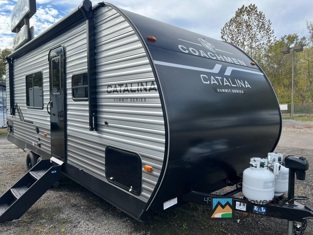 2027 Coachmen Rv Catalina Summit Series 8 211BH in ellwood city PA