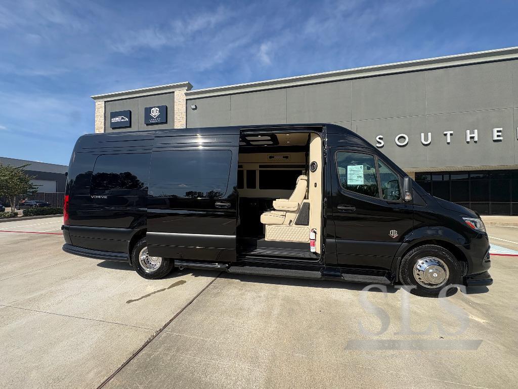2027 Ogv Luxury Coach V-Drive 10RJ 170E in houston TX