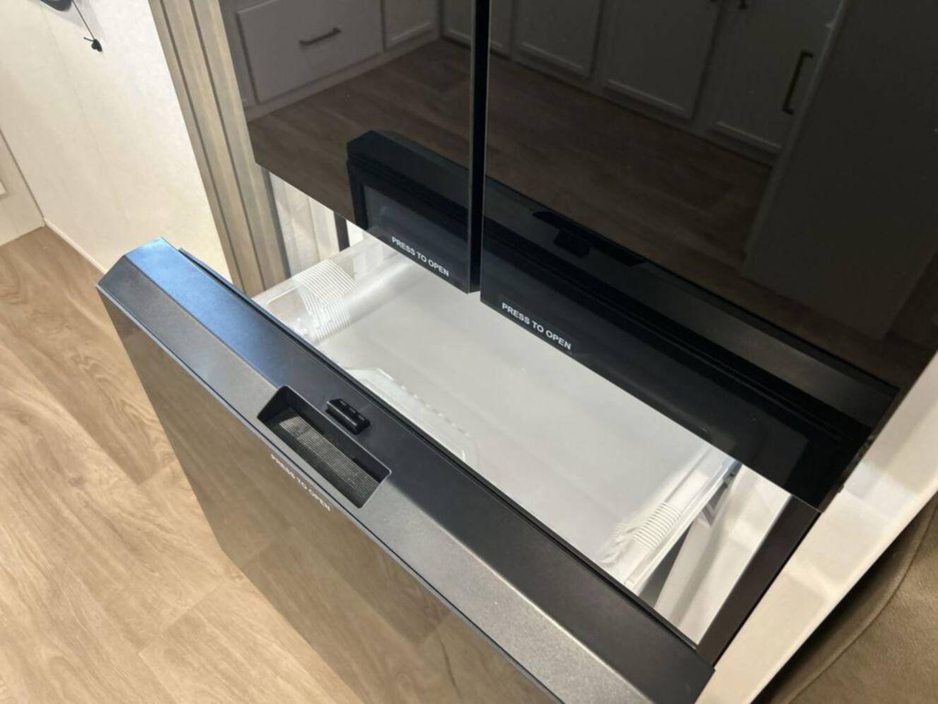 A photo of this 2027 Grand Design Transcend 285RKT
