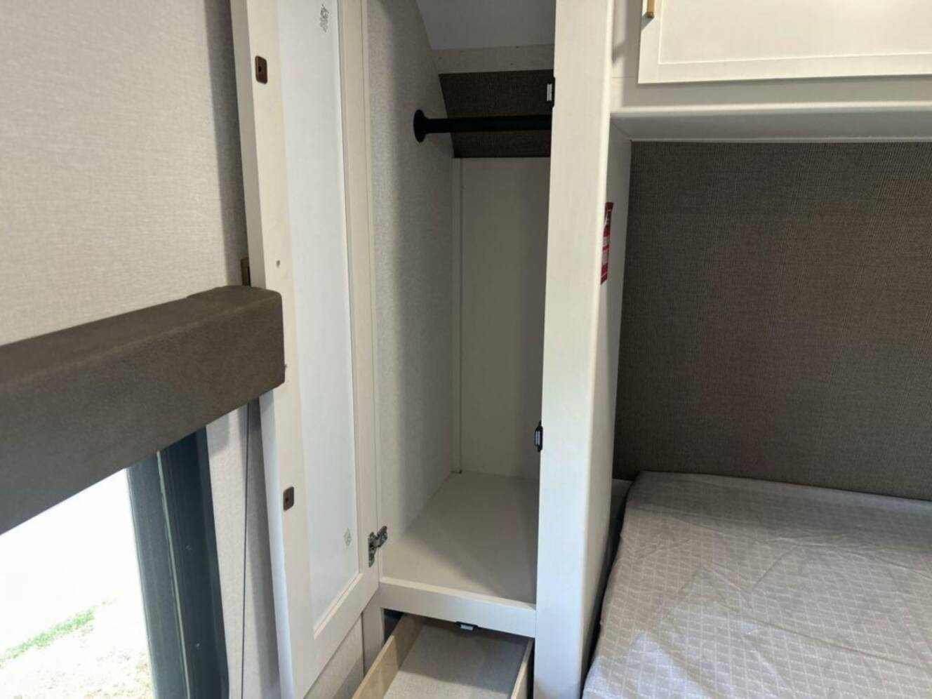 A photo of this 2027 Grand Design Transcend 285RKT
