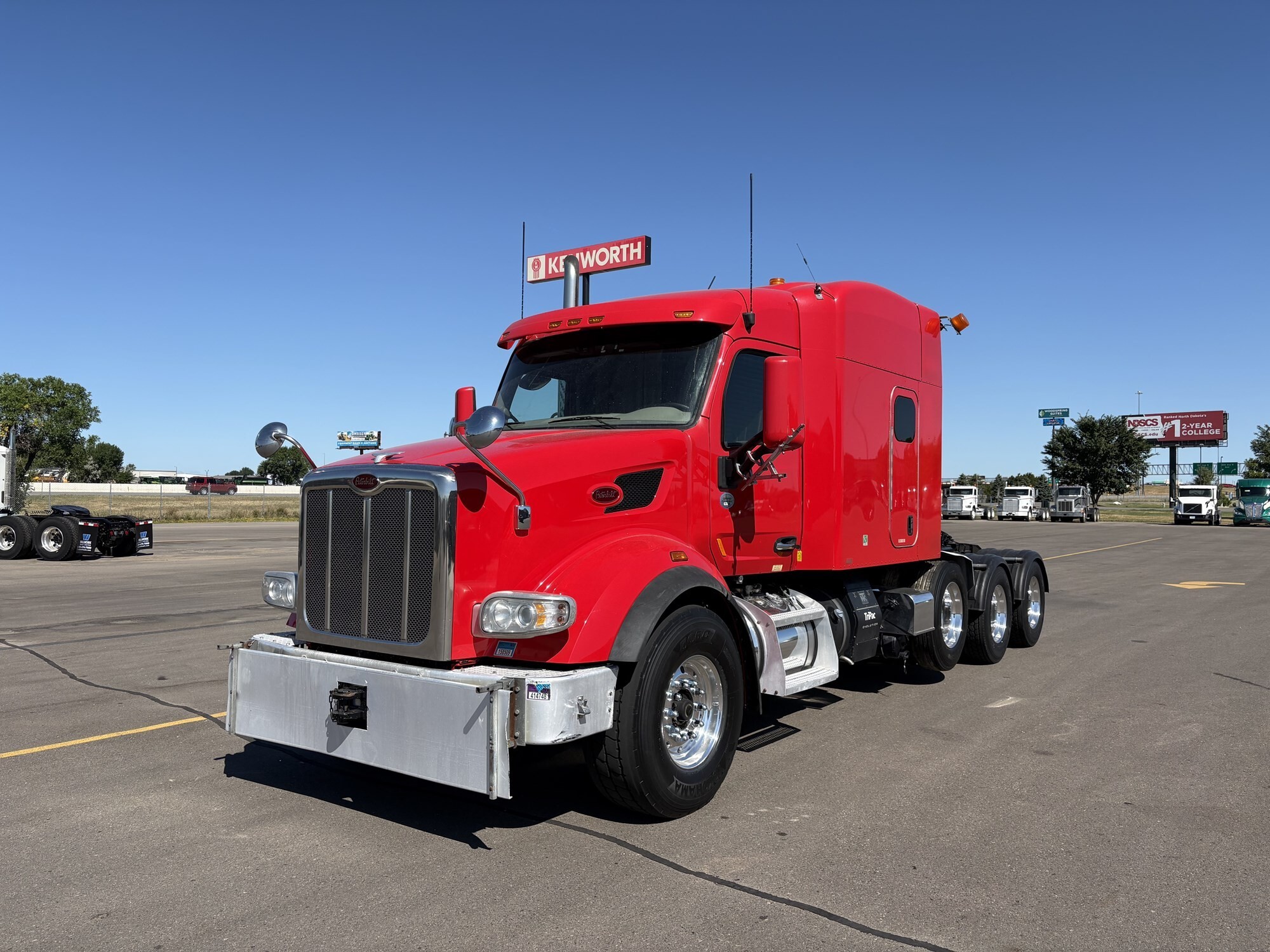 2021 PETERBILT 567 in Fargo, ND