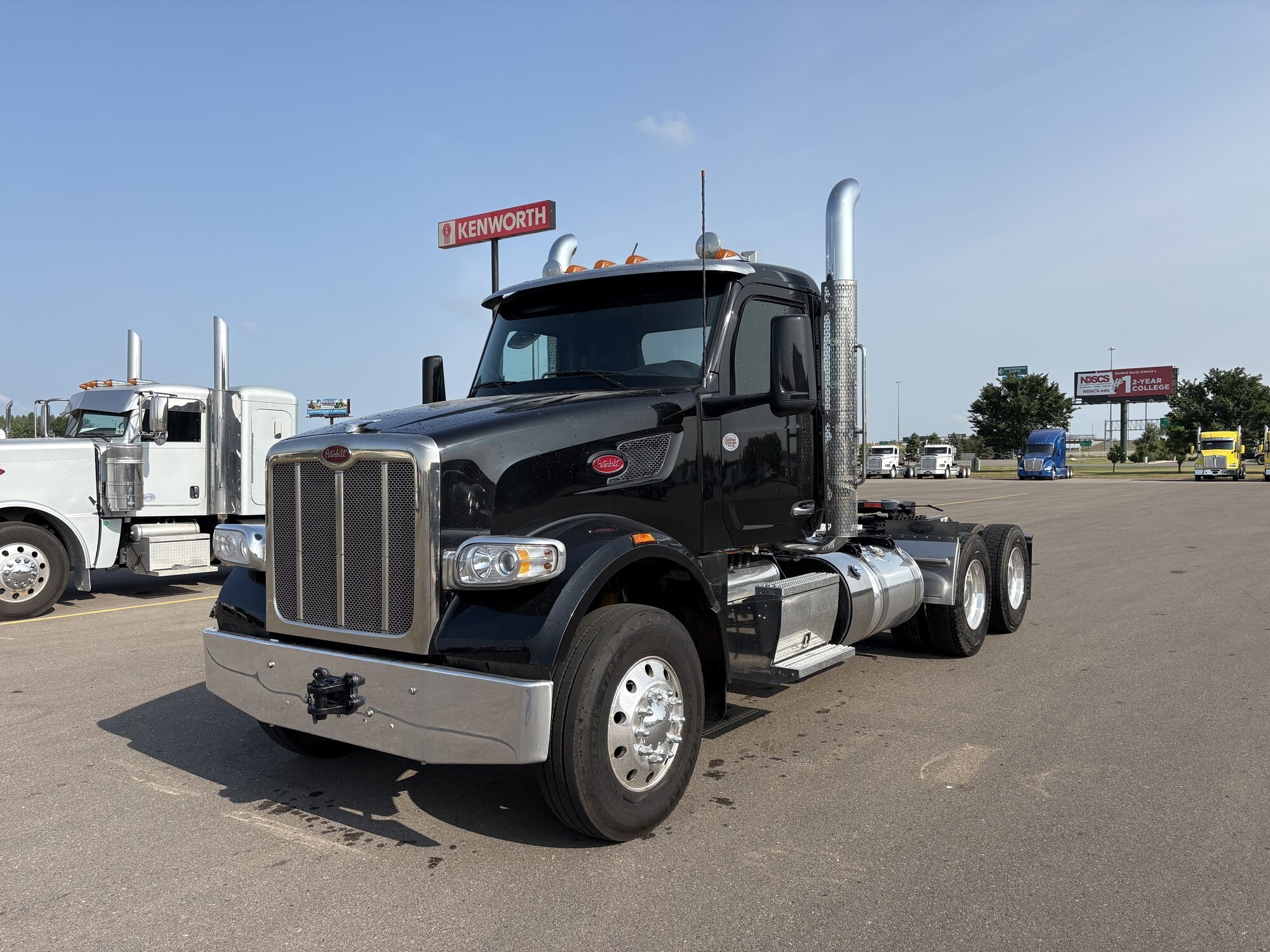 2025 PETERBILT 567 in Fargo, ND