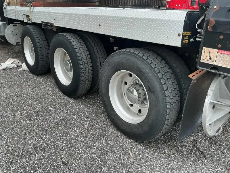 2014 PETERBILT 365