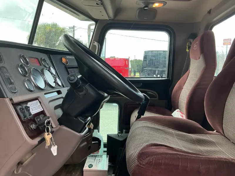 2014 PETERBILT 365