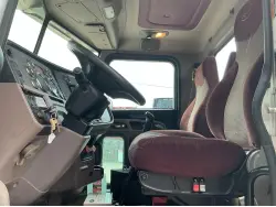 2014 PETERBILT 365