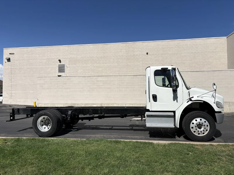 2015 FREIGHTLINER BUSINESS CLASS M2 106