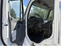 2015 FREIGHTLINER BUSINESS CLASS M2 106