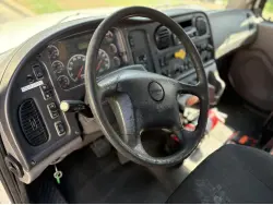 2015 FREIGHTLINER BUSINESS CLASS M2 106