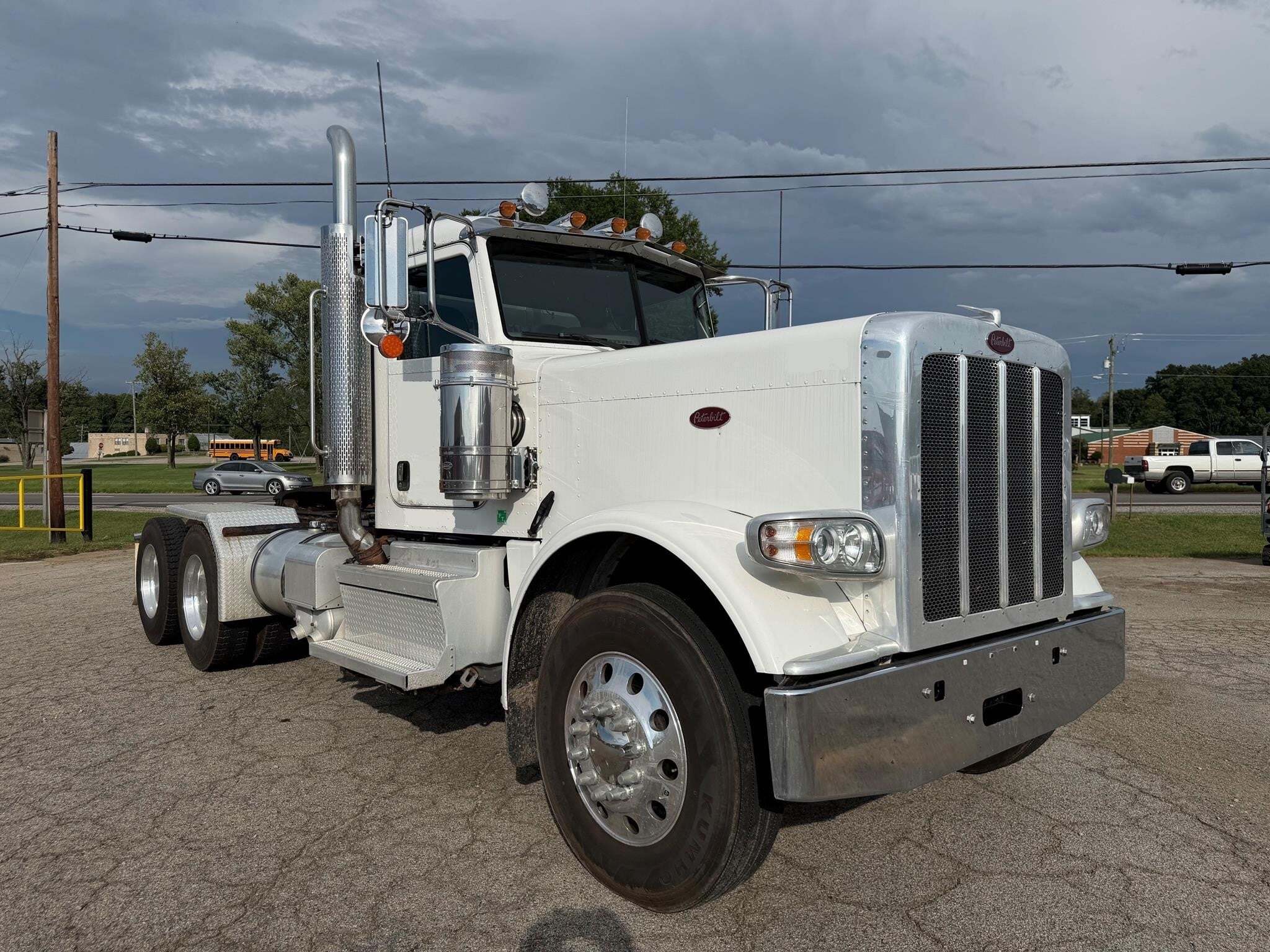 2019 PETERBILT 389 in Chatham, VA