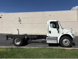 2015 FREIGHTLINER BUSINESS CLASS M2 106