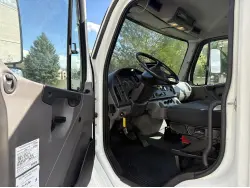 2015 FREIGHTLINER BUSINESS CLASS M2 106